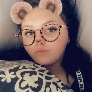 Meet your Posher, Breanna